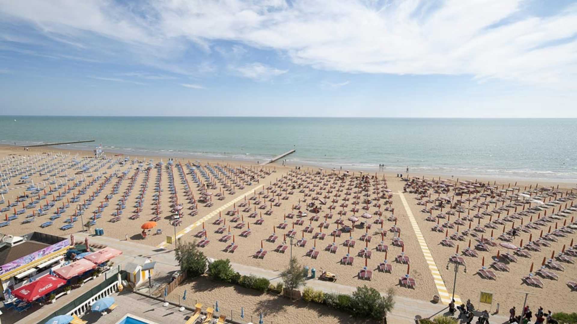 Отдых в лидо ди езоло — отзывы о курорте: достопримечательности и шоппинг, пляжи, отели и экскурсии по италии в 2019 году