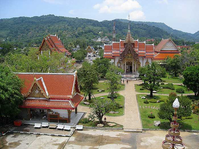Ват Чалонг Wat Chalong является одной из главных достопримечательностей Пхукета Храм