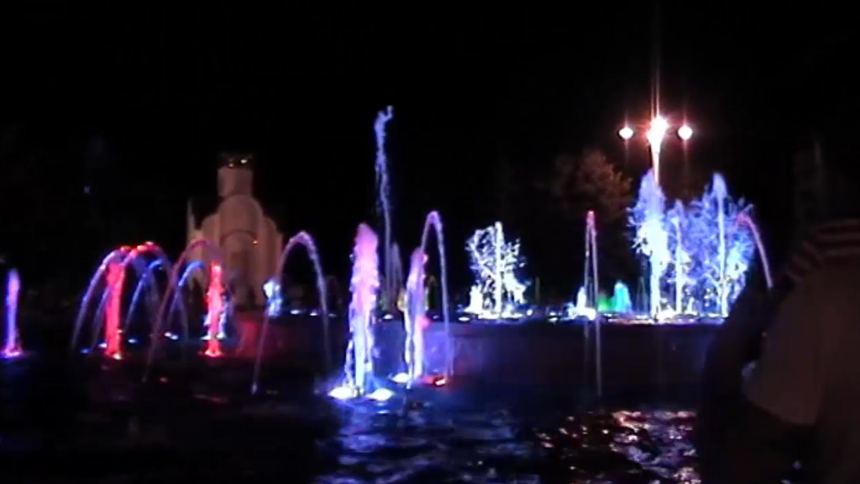 Сочинский поющий фонтан в олимпийском парке