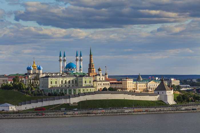 Казанский Кремль - достоверное описание и путеводитель для туристов, время работы и цена посещения, как добраться и как посетить кремль, экскурсии по территории, положение на карте