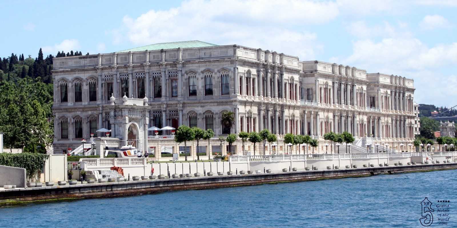 Стамбул отели с бассейном с морской водой
