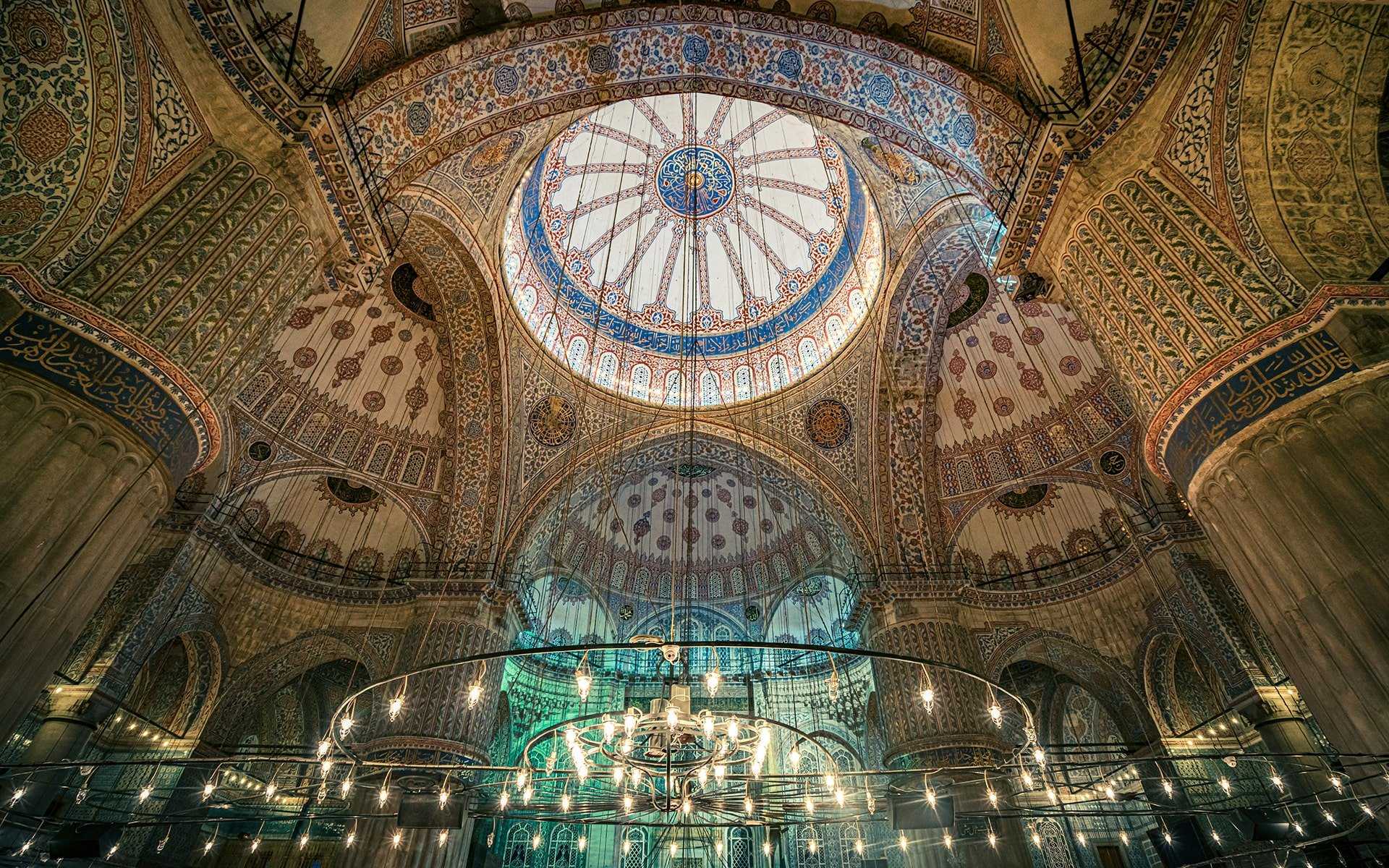 Мечеть сулеймание и голубая мечеть в стамбуле султанахмед