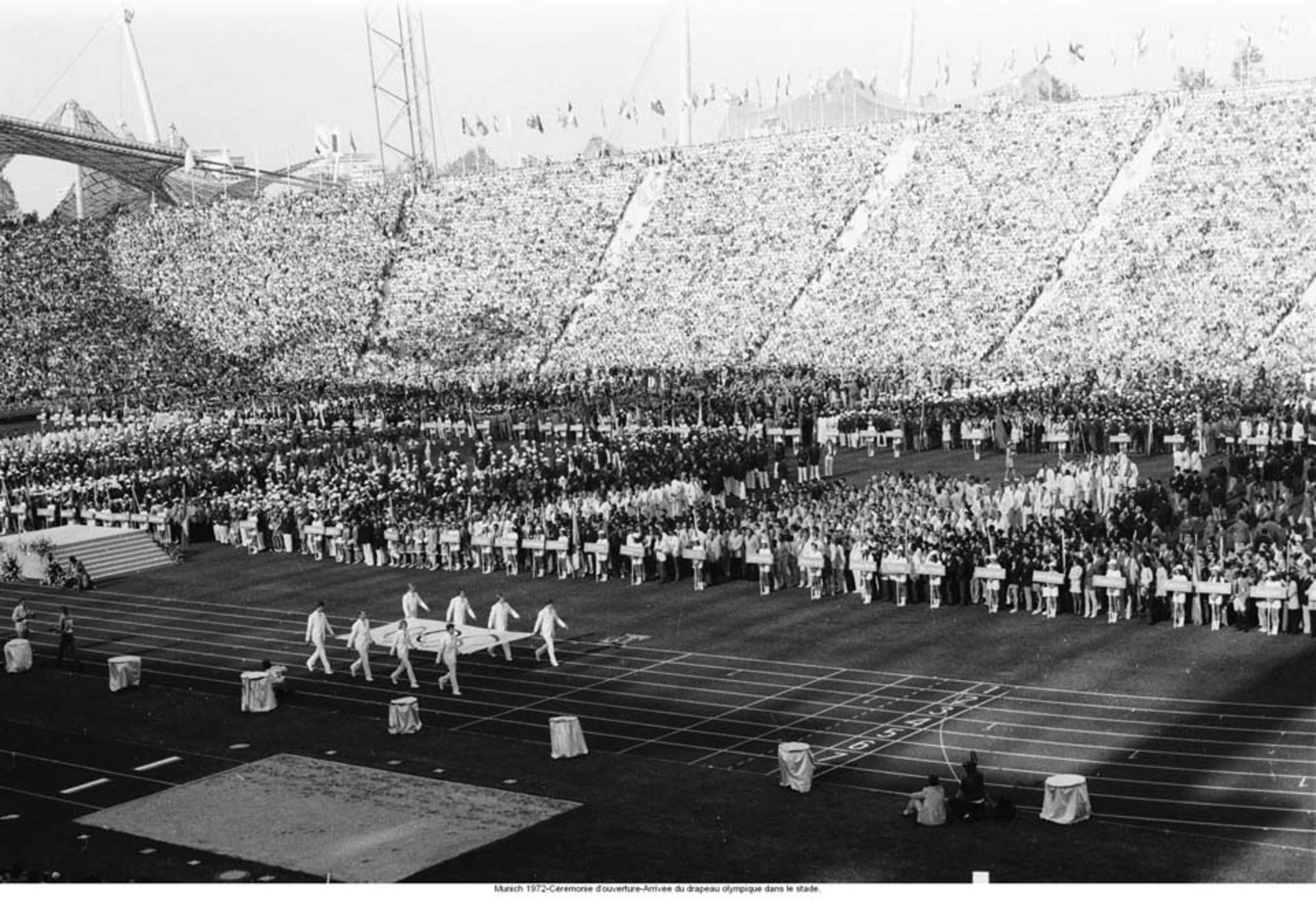 Август 1972 года. Олимпийские игры в Мюнхене 1972. Летние Олимпийские игры в Мюнхене 1972 год. 26 Августа 1972 — в Мюнхене открылись XX летние Олимпийские игры..