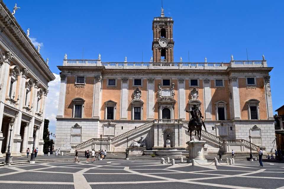 Visit piazza cavour in rimini historic center | expedia