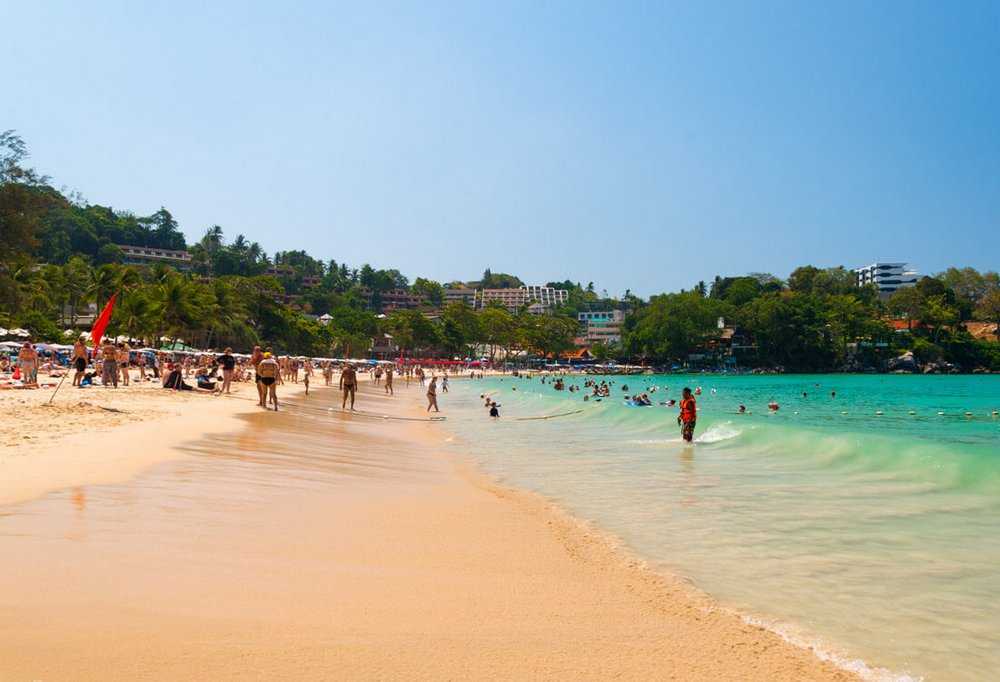 Пляж камала на пхукете 🌴: обзор курорта, развлечения, отели 🏨