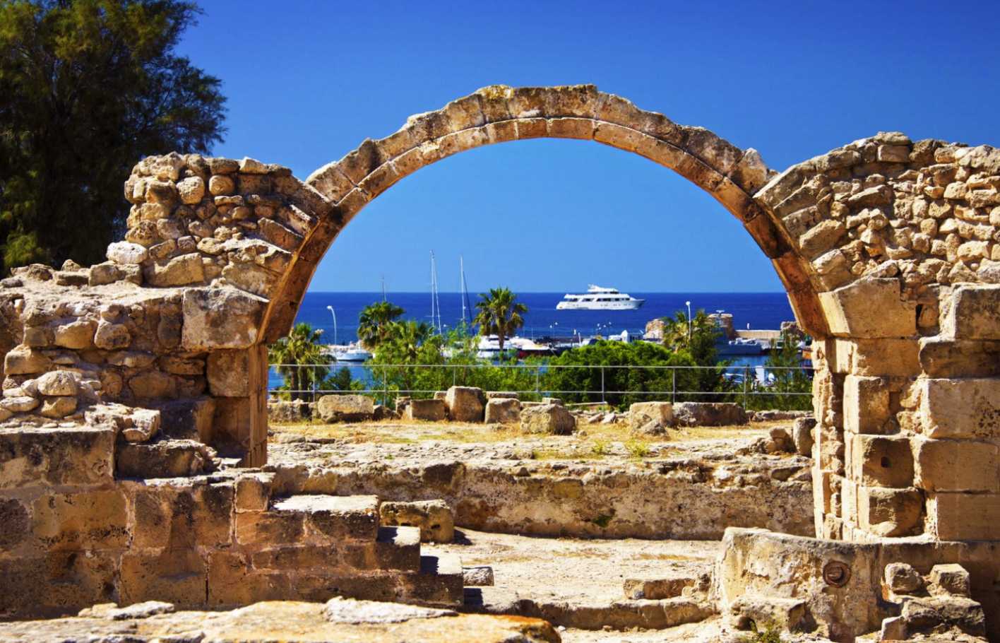 Все про отдых на курорте Пейя Peyia на Кипре для туристов и путешественников, подробный путеводитель, туристические сезоны, отели, как добраться, транспорт, достопримечательности и развлечения