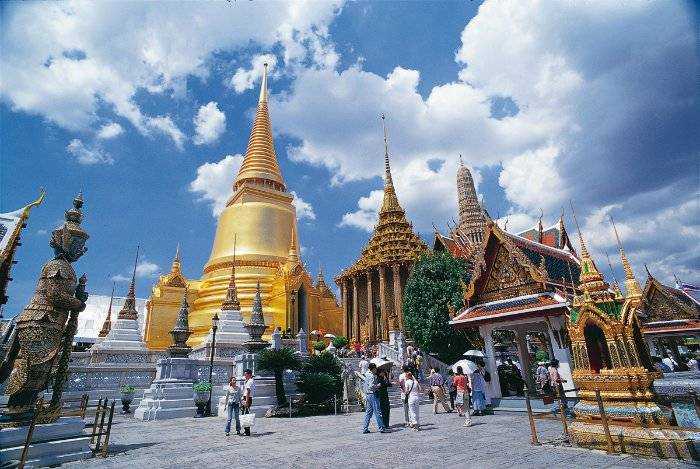 Храм золотой горы в бангкоке