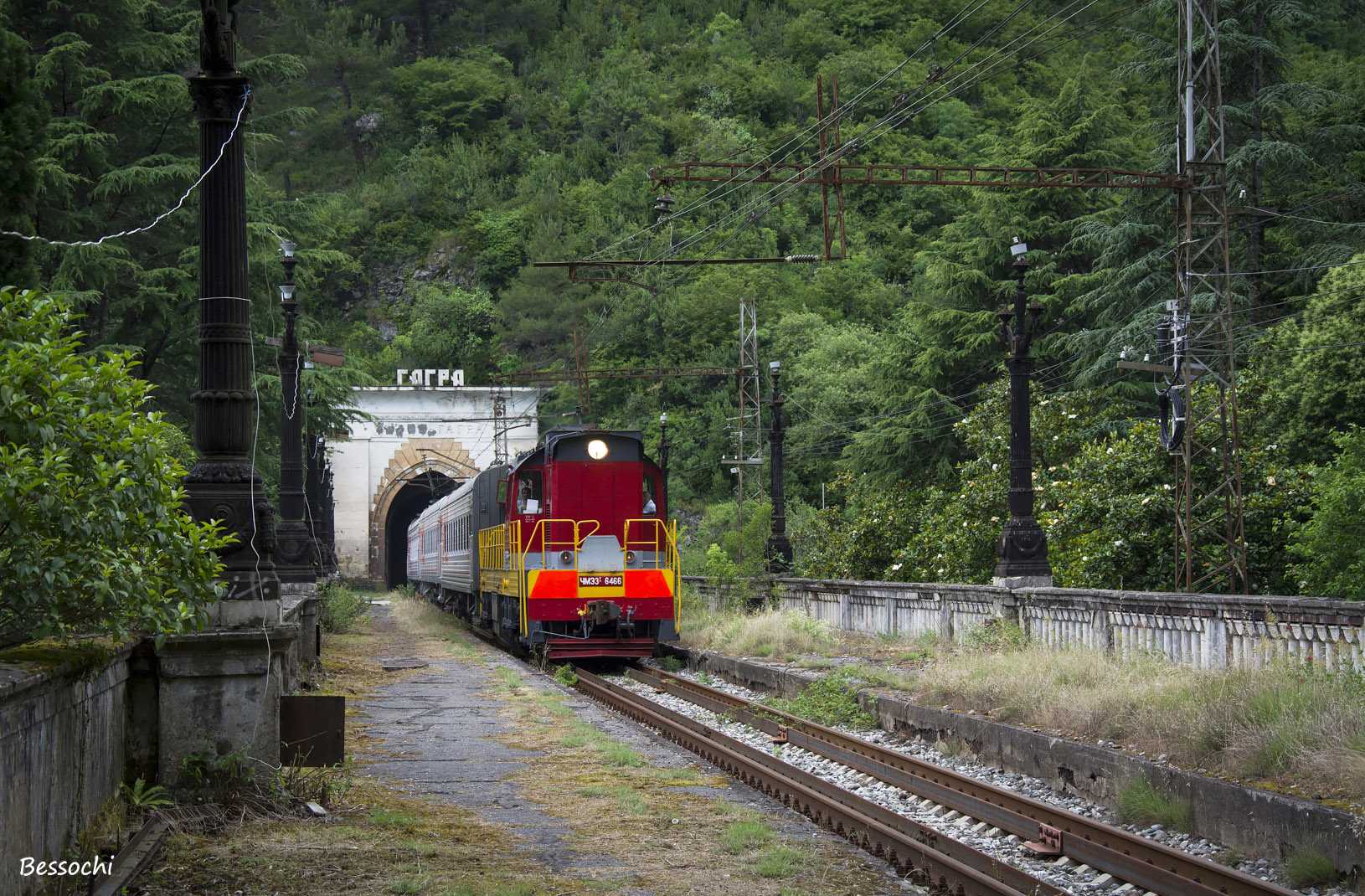 Ретро-поезд в абхазию: туапсе - гагра. описание, фото, мой опыт