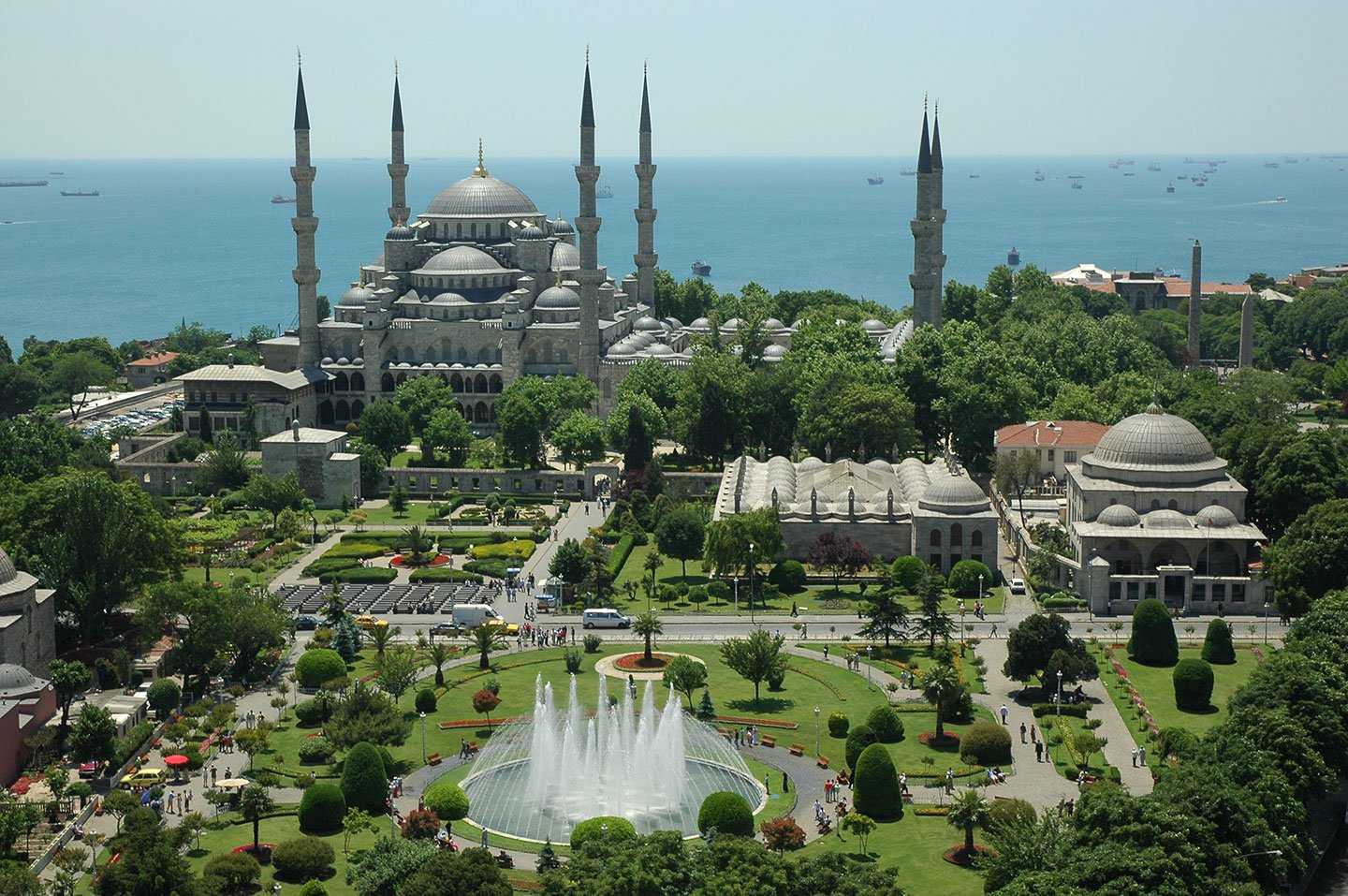 Голубая мечеть или мечеть султанахмет - посещаем символ стамбула