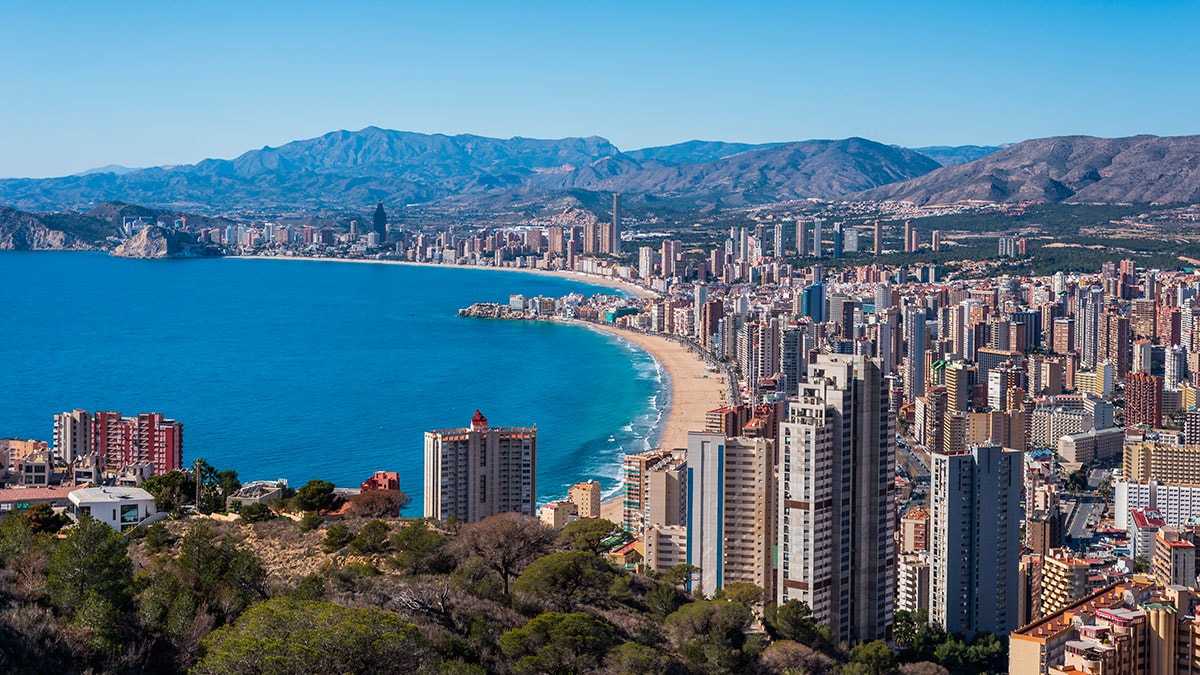 17 самых красивых небольших городов испании