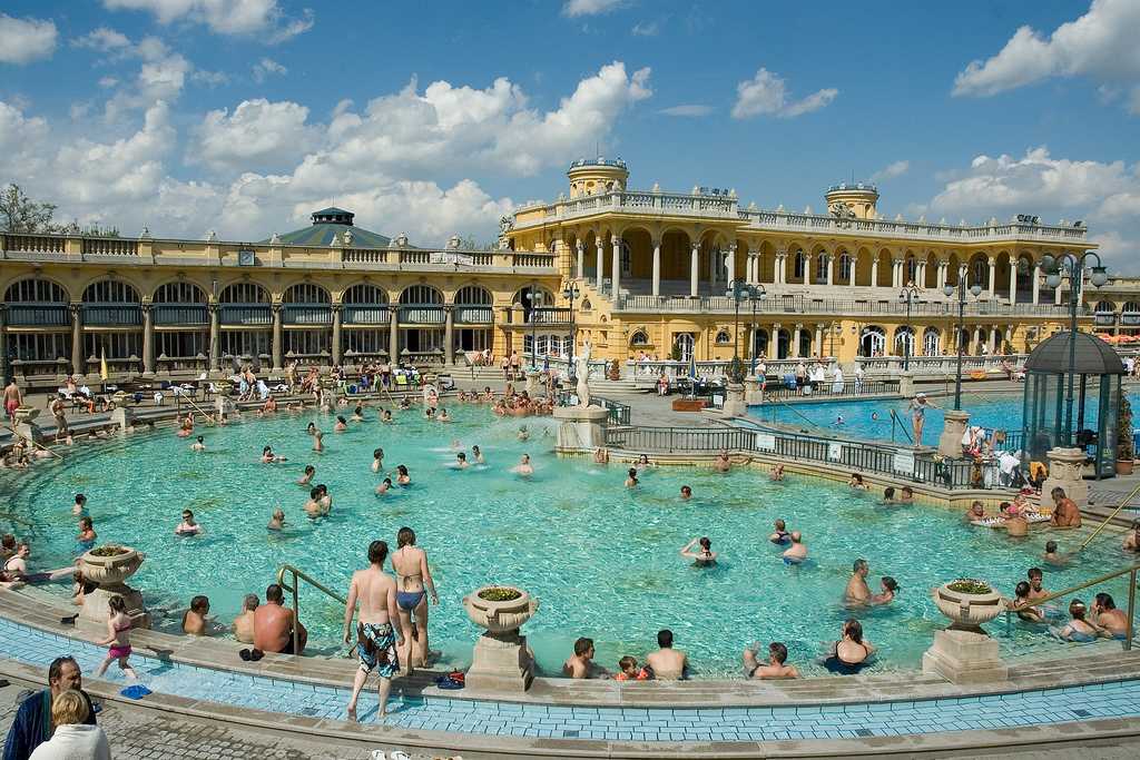 Будапешт бани сечени